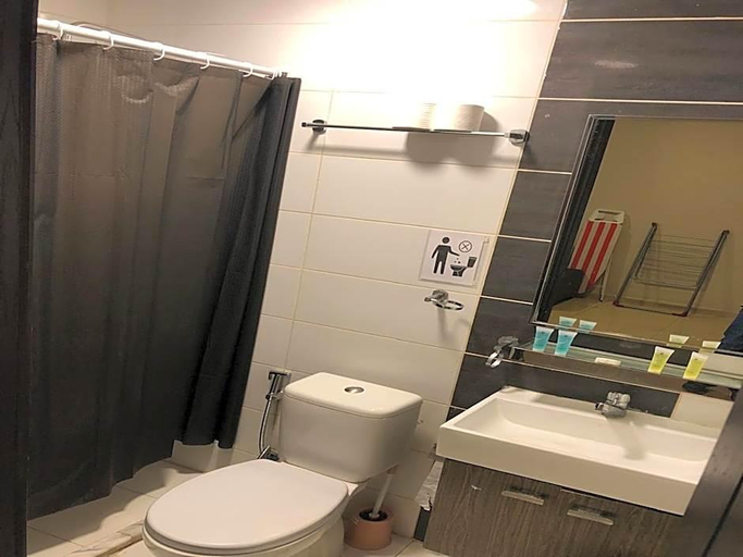 Bathroom, Panda Hotel Apartments, Amman