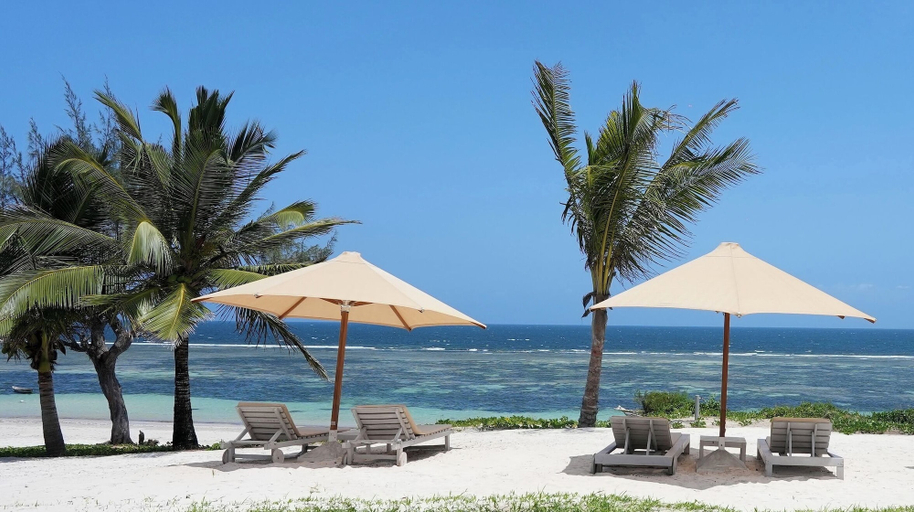 Interior, Zahari Oceanfront, Msambweni