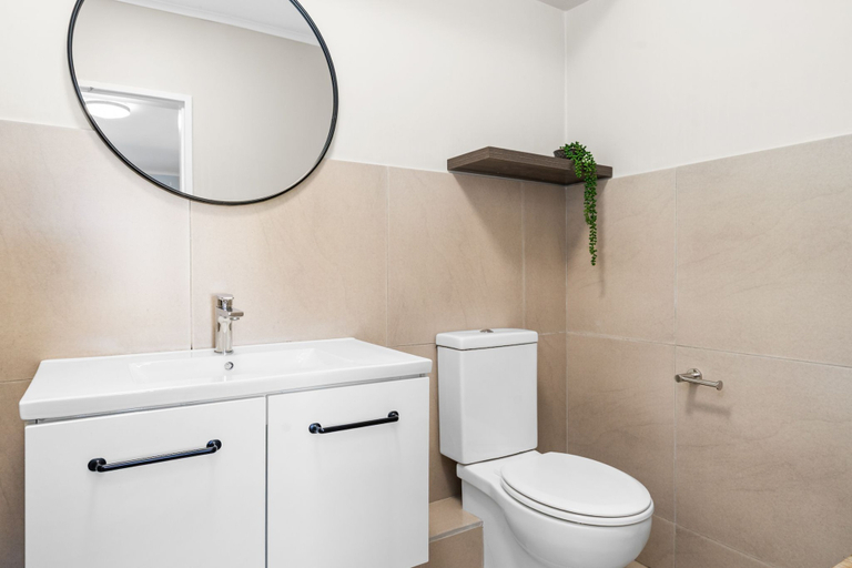 Bathroom 4, Mayfair Luxury 212, City of Cape Town