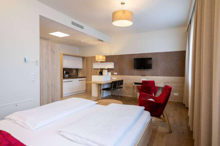 Bedroom, Red Dream Apartment for 2 I Graz-Sd I 24-7 Check-in, Graz