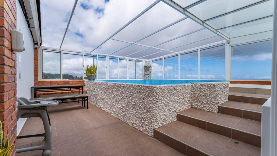 Room 5, Ocean Heated Pool Jacuzzi View Gray, Santa Cruz