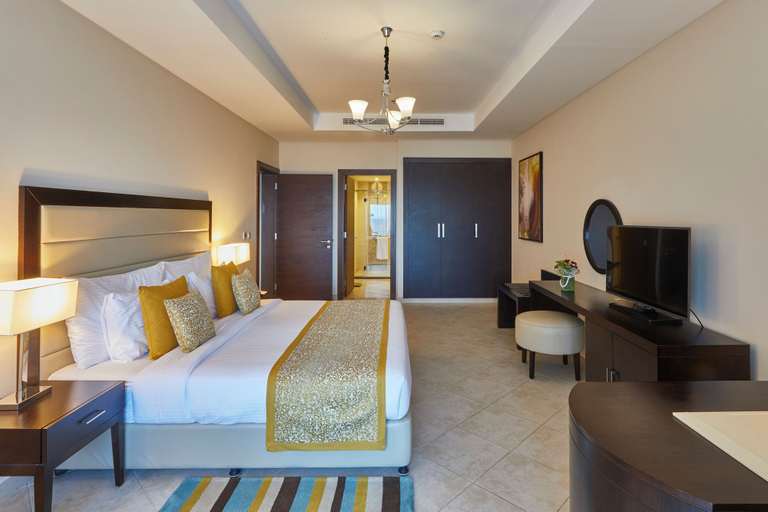 Bedroom 2, Al Bahar Hotel & Resort, Fujairah