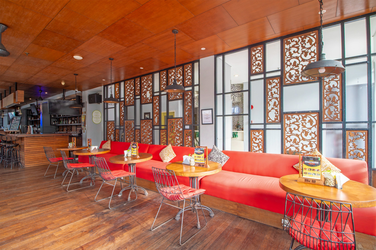 Food & Drinks 4, Palette Legian Beach, Badung