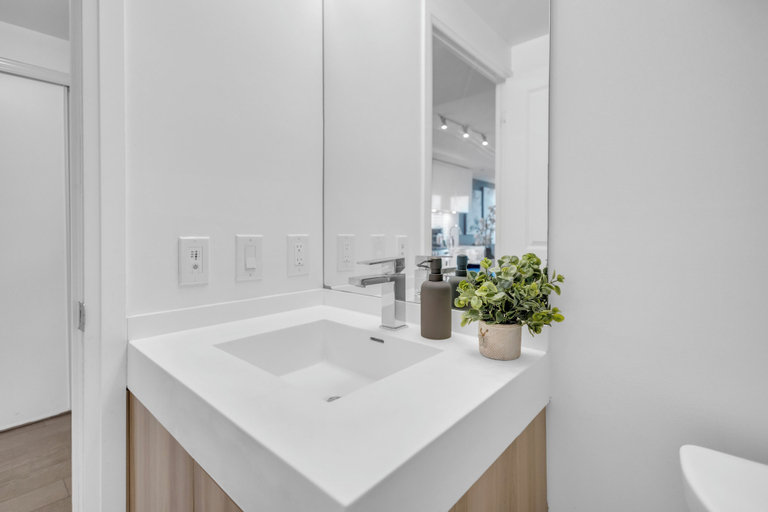 Bathroom 2, Harbourfront View Suites, Toronto