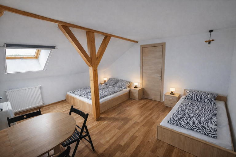 Bedroom 2, HannaBella Vendeghaz & Wellness, Miskolci