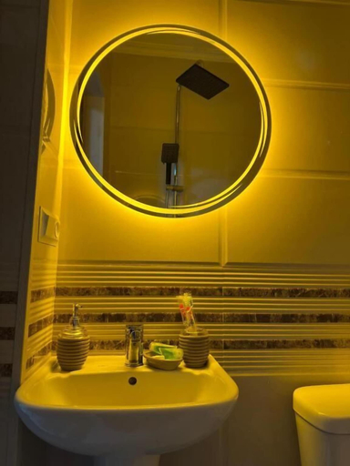 Bathroom 2, Hotel sataplia, Tskaltubo
