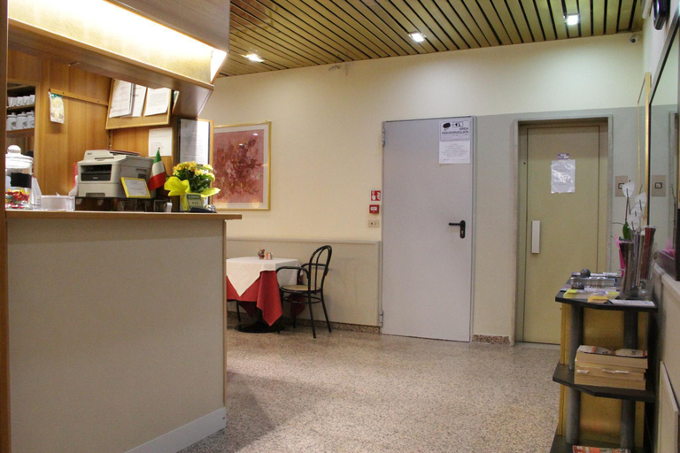 Exterior & Views 2, Hotel Lugano, Milano