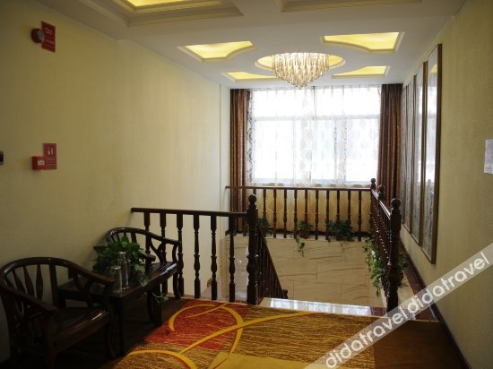 Others 4, hongruijingzhijiudian, Qingyang