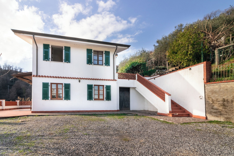 Front of property 4, Castellara Green House-Colline di Lerici, La Spezia