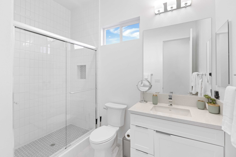 Bathroom 4, Lumen at Tahquitz: New Build With Pool, Fire Pit & Designer Interiors, Riverside
