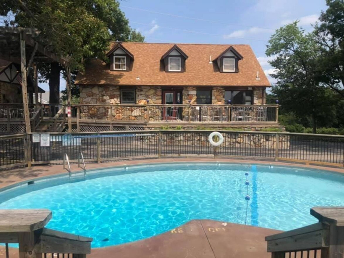 Pool 2, EAGLES NEST MOTEL & LOUNGE, Miller