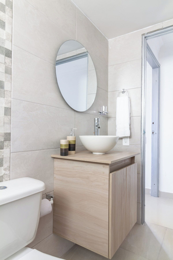 Bathroom 2, Altos del parque By Host Pro, Barranquilla