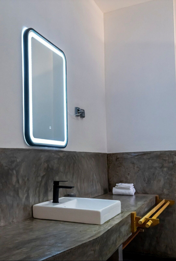 Bathroom 4, Swisscocobeach, Diana