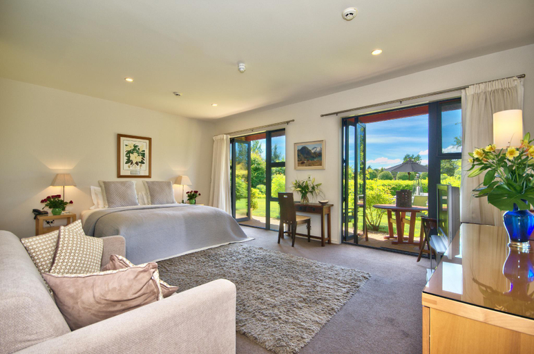 Bedroom 3, Lime Tree Lodge, Queenstown-Lakes