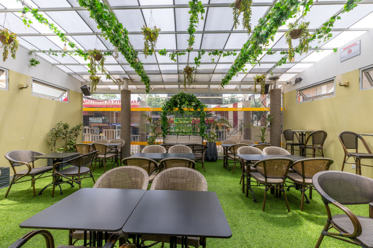 Food & Drinks 4, Capital M Apartments by YourHost, Westlands