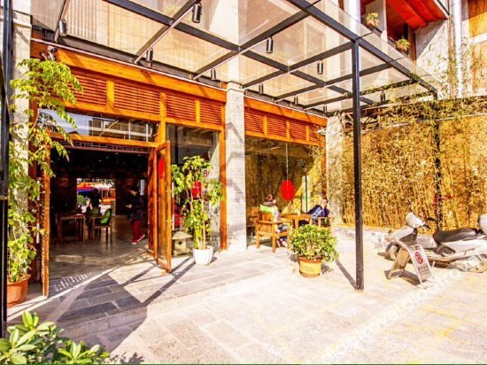 Others 3, Pine House(Yangshuo West Street Branch), Guilin