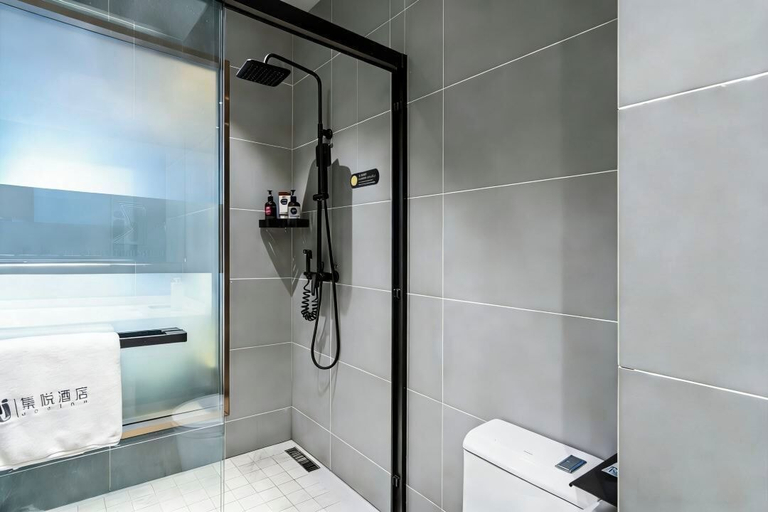 Bathroom 4, spiderHoteFour, Meishan