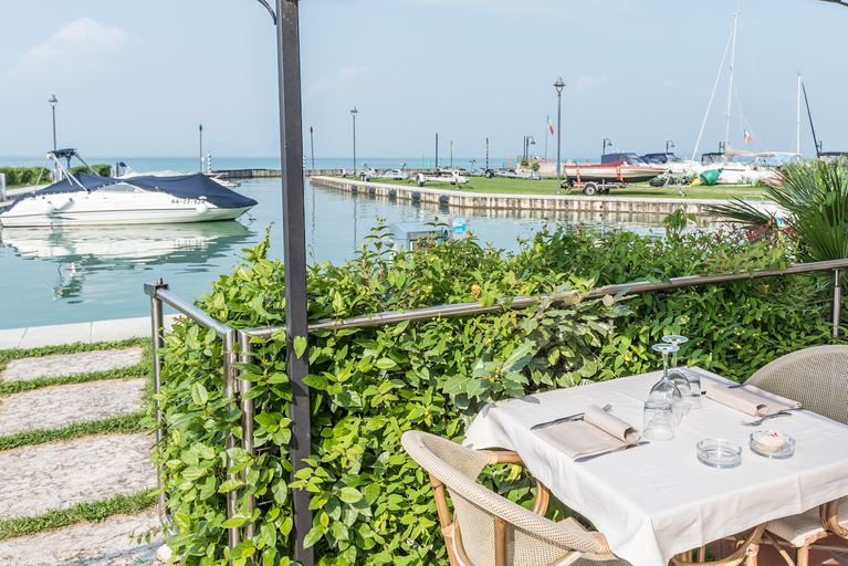 Food & Drinks 5, Yachting Hotel Mistral, Brescia
