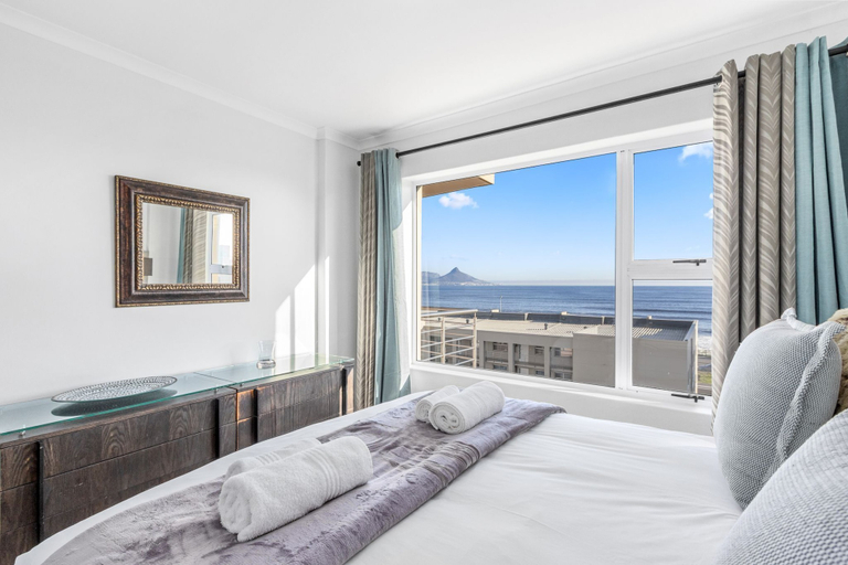Interior 2, The Waves 302, City of Cape Town