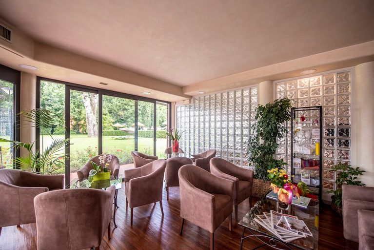Public Area 2, Yachting Hotel Mistral, Brescia