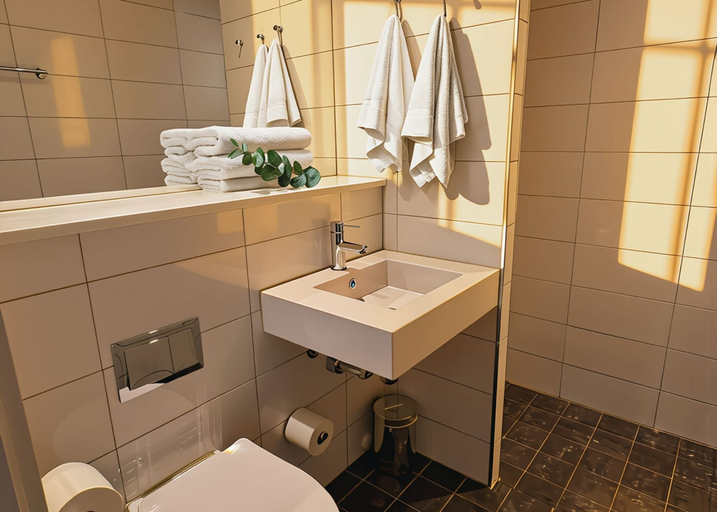 Bathroom 5, Havna Hotel & Sjøbad, Tjøme