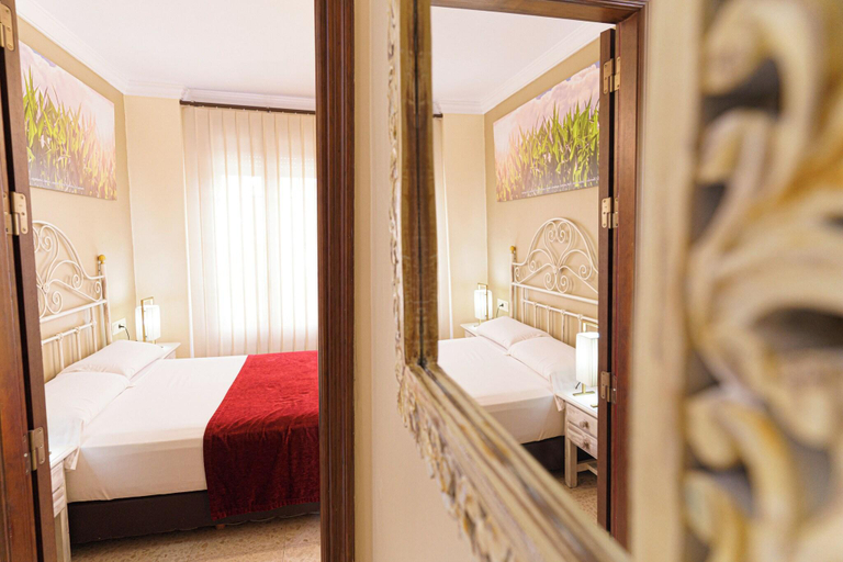 Bedroom 2, Colon, Málaga