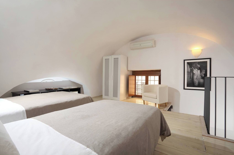 Room 5, Manray Charming and Modern Ground Floor Loft, Roma