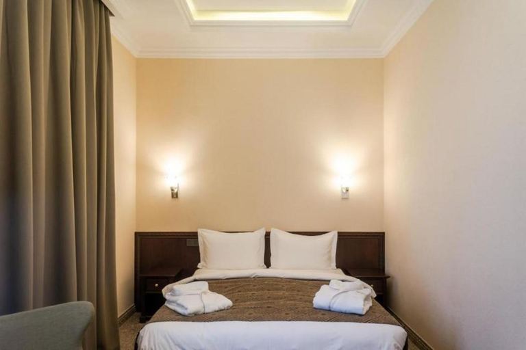 Bedroom, Royal Plus Hotel, Almaty