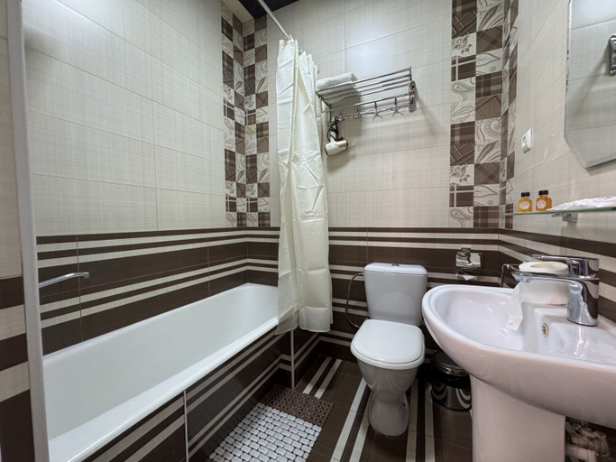 Bathroom 3, Giza Grand Hotel, Tashkent City