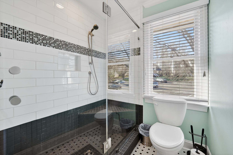 Bathroom 4, Modern 4br Retreat Near Everything 4 Bedroom Condo, Guilford