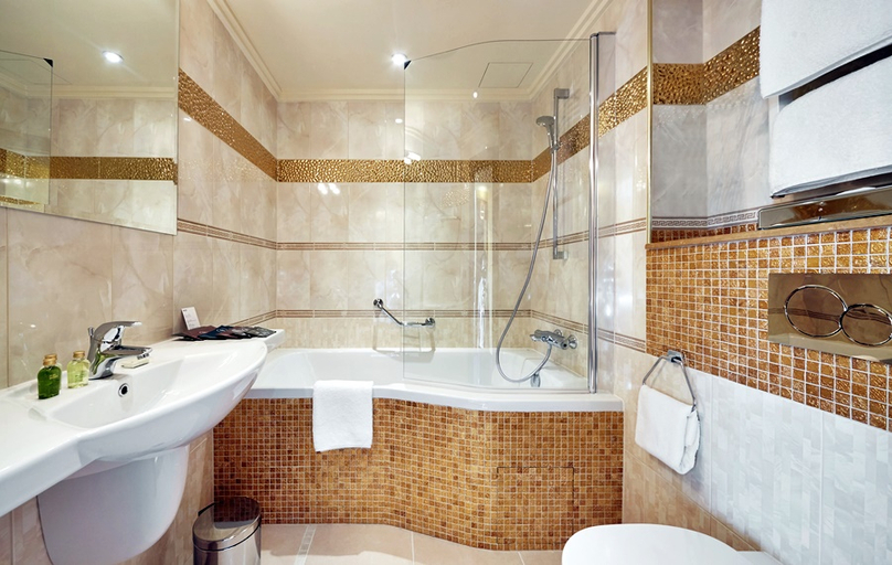 Bathroom 4, Occidental Praha Wilson, Praha 1