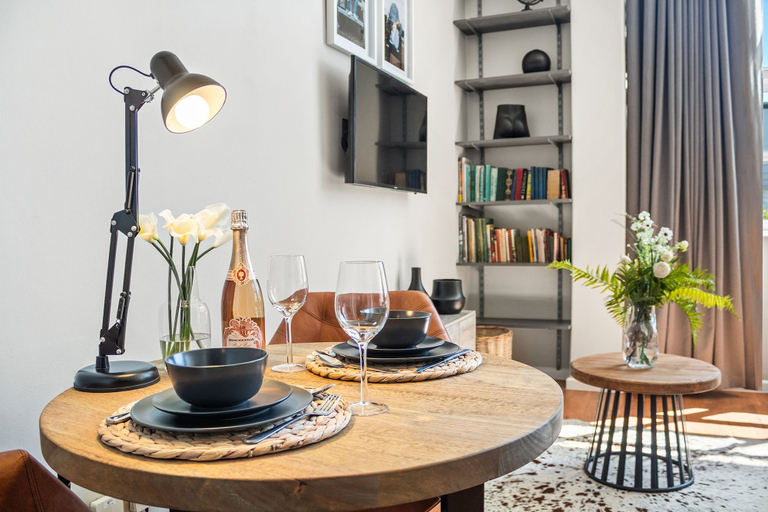 Interior 5, Gardens Loft Studio, City of Cape Town