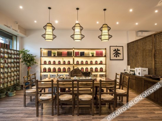 Others 4, Yun qi shan su, Nanping