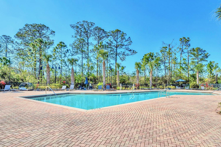 Sport & Beauty 2, Spacious 2BR Condo with Pool , near Disney!, Orange