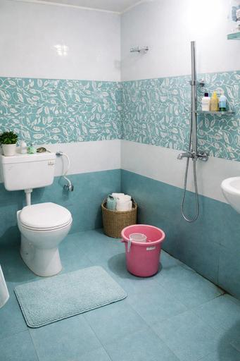 Bathroom, Hotel Anand Atithi Bhawan Puri, Puri