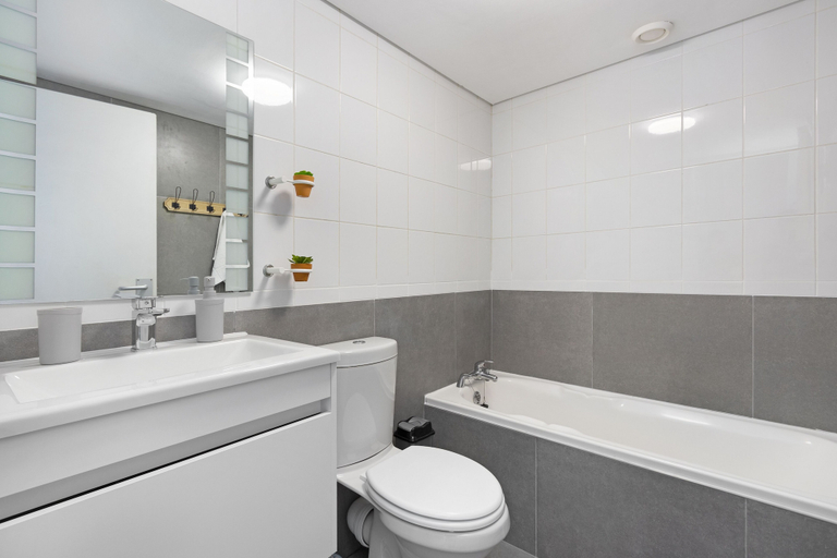 Bathroom 4, Ocean View 503, City of Cape Town