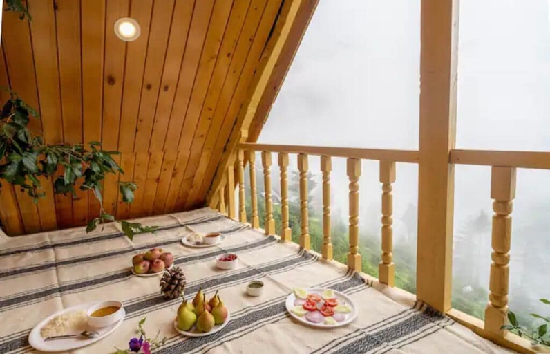 Interior 2, Swastika aashiyana tree house, Kullu