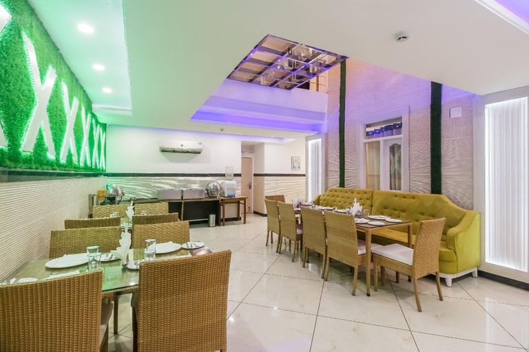 Others 5, Diamond Plaza, Chandigarh