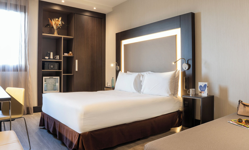 Bedroom 4, Novotel Madrid Center, Madrid