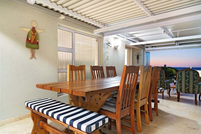 Food & Drinks, Melkbos Aan See, City of Cape Town