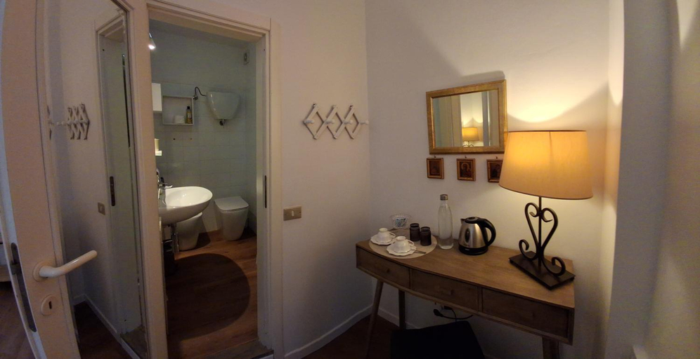Bathroom 2, Civico 10, Perugia