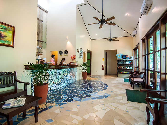 Public Area, Camayan Beach Resort, Morong