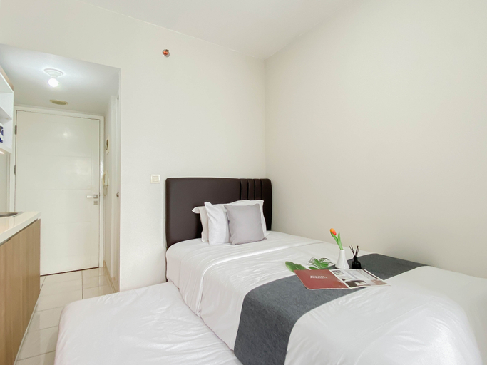 Bedroom 4, Nice and Tidy Studio Room at Apartment Springlake Summarecon Bekasi By Travelio, Bekasi