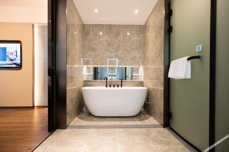 Bathroom 3, Echarm Hotel Huangshigang Wanda Plaza, Huangshi