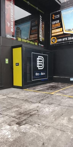 Property grounds, Bed & Bath Hotel Cápsula Quito, Quito