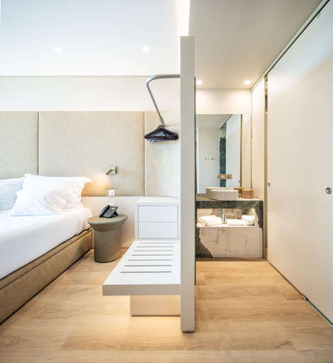 Bedroom 3, Castelo Suites Hotel, Albufeira
