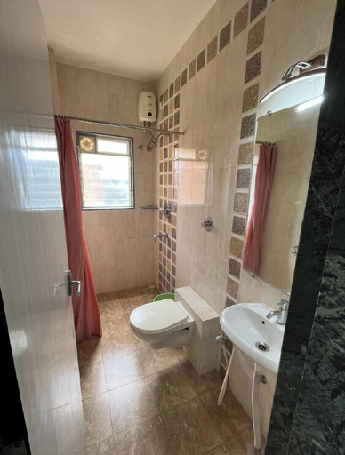 Bathroom 3, Hotel Murud Paradaise, Ratnagiri