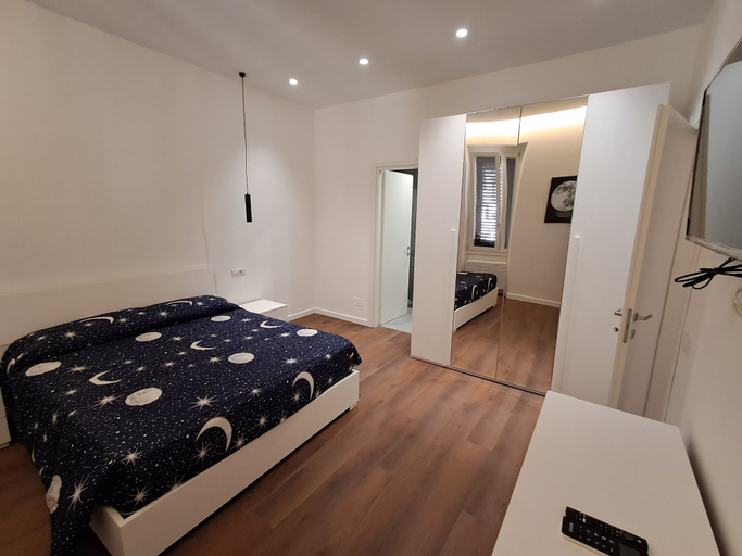 Room 3, Pigneto new collection 1, Roma