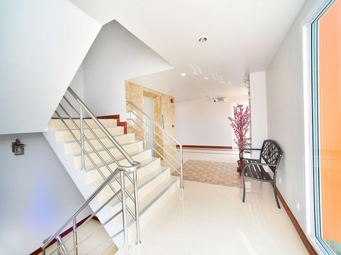 Public Area 3, Parvena Hotel, Sathorn