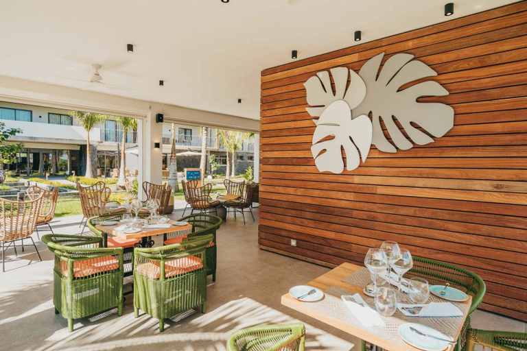 Food & Drinks, Domaine De Grand Baie